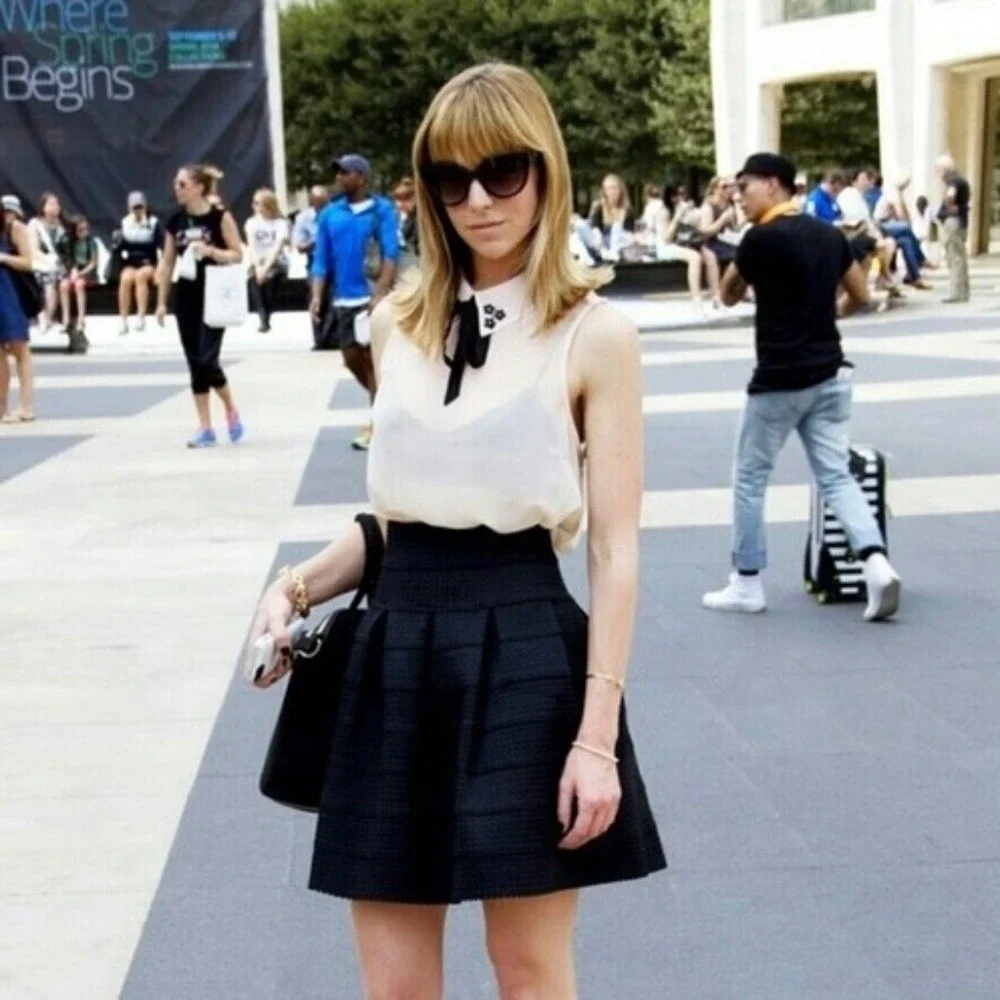 Anthropologie GIRLS FROM SAVOY Black‎ Ponte Bell Skirt Mini Preppy X-Small Small